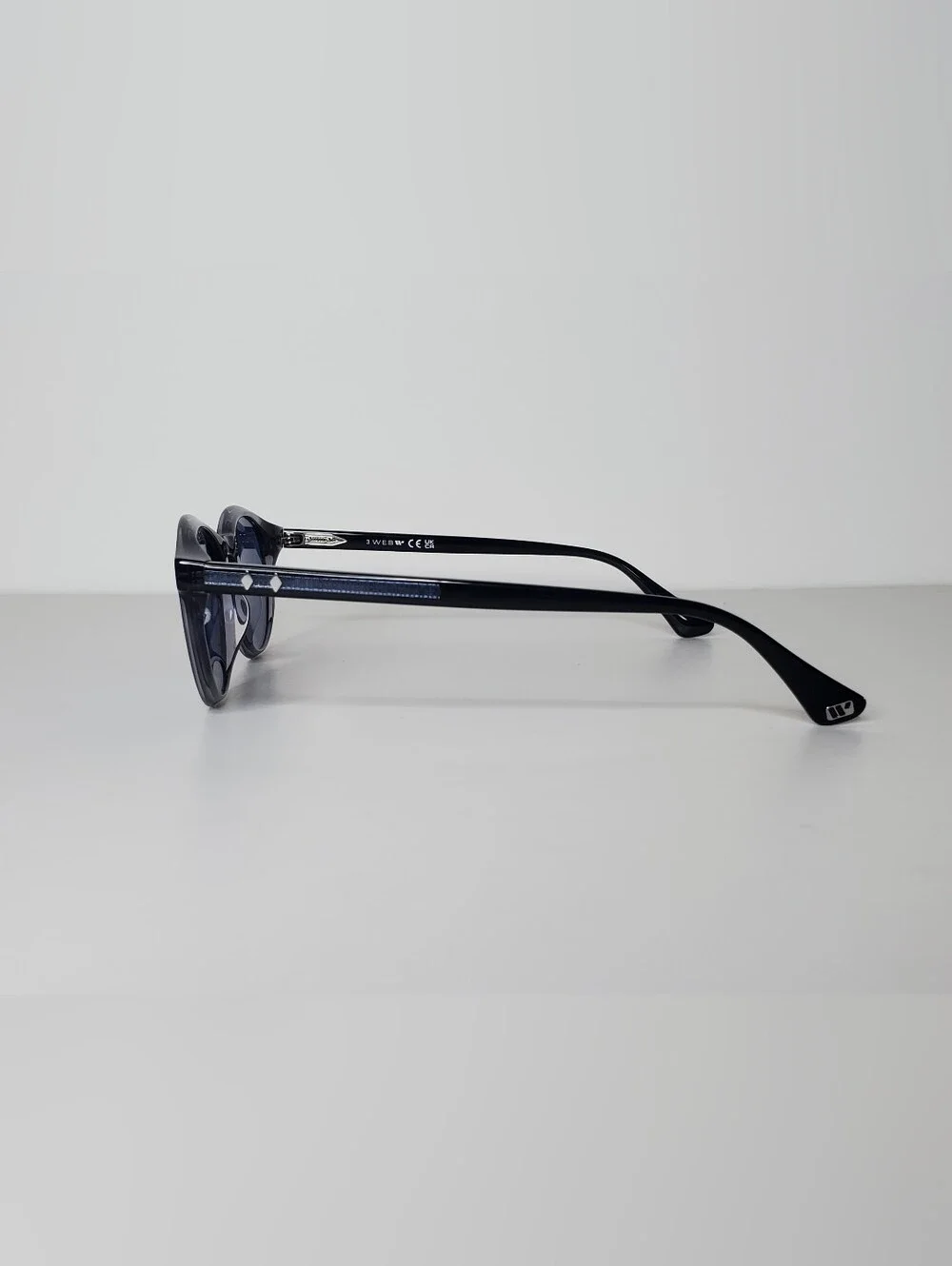 WEB Eyewear Sunglases